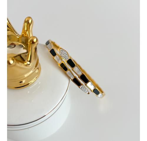 Гривна тип змия